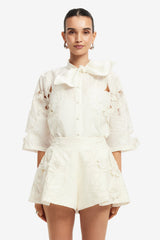 Brooklyn Appliqué Bow Puff Sleeve Top - Snow