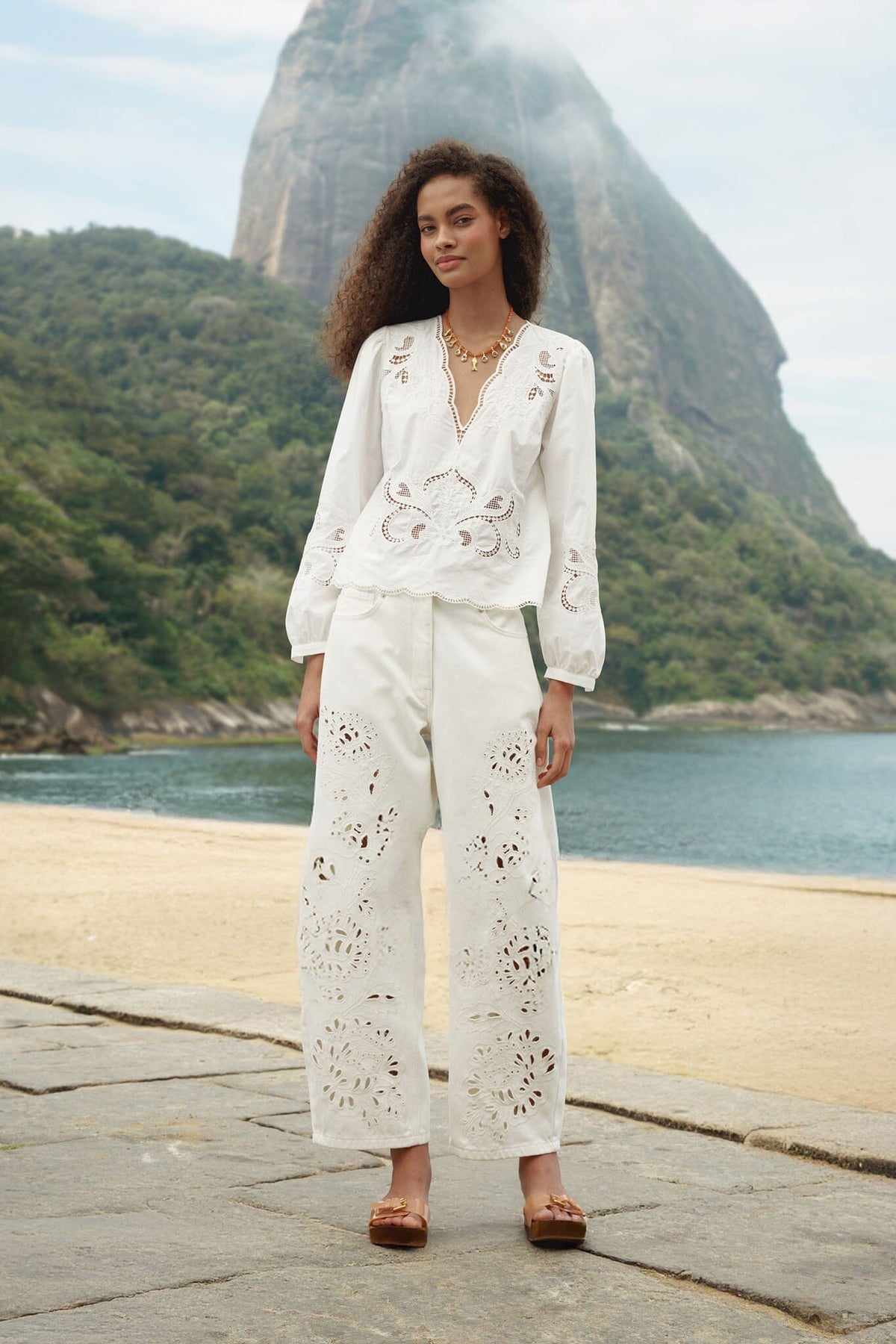 White Richelieu Twill Pants