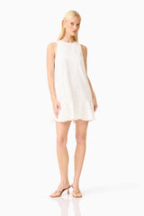 CURAAE Sierra Mini Shift Dress in White
