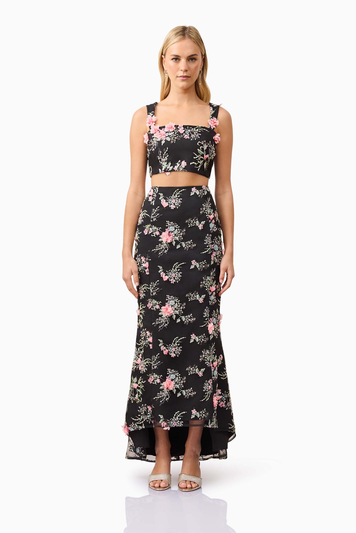 Gaia Floral Set in Black
