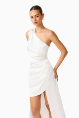 Erielle Asymmetrical Gown in White