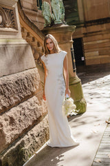 Veda Embellished Gown in White